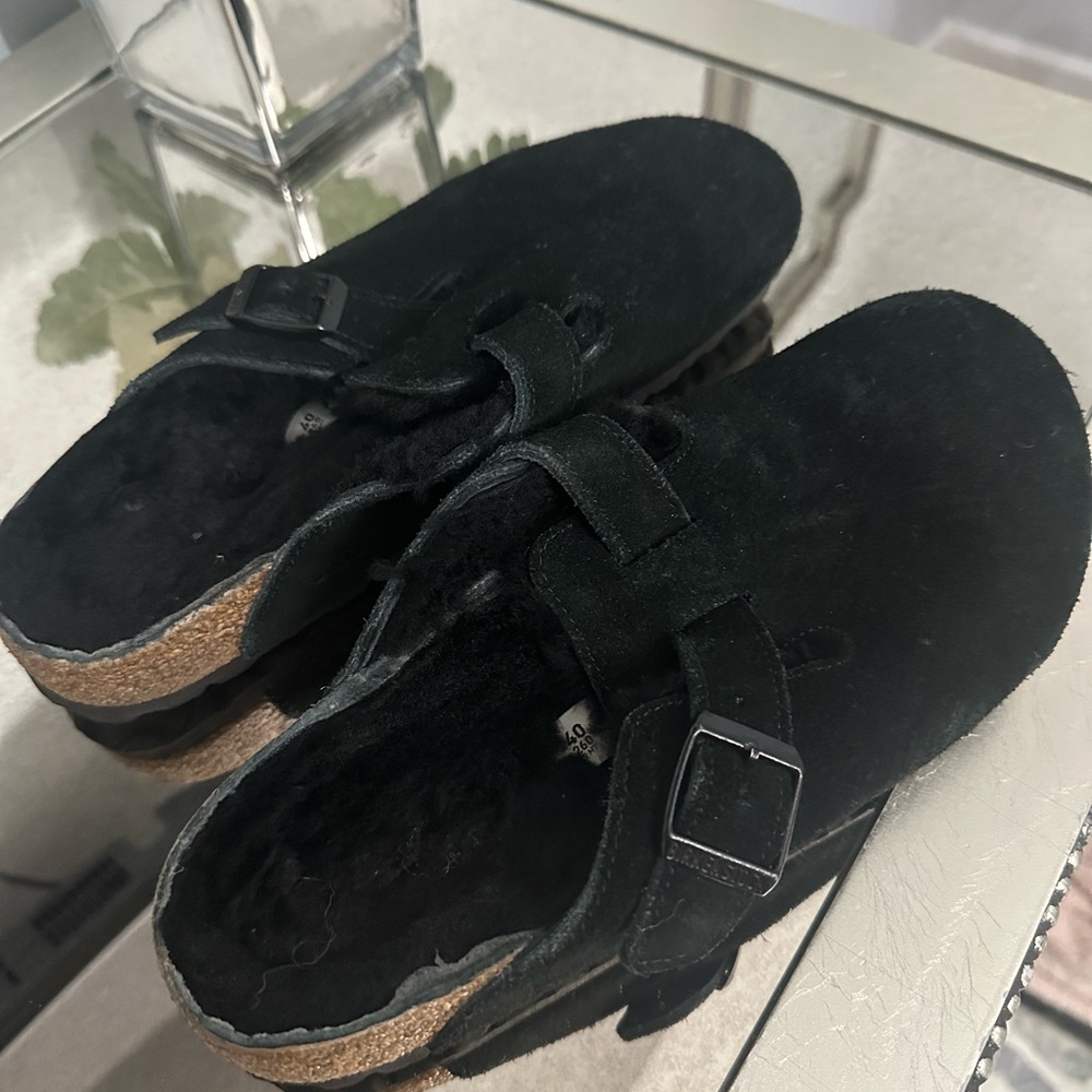 Birkenstock Black Suede Fur-Lined Clog Mule - Picture 2 of 9